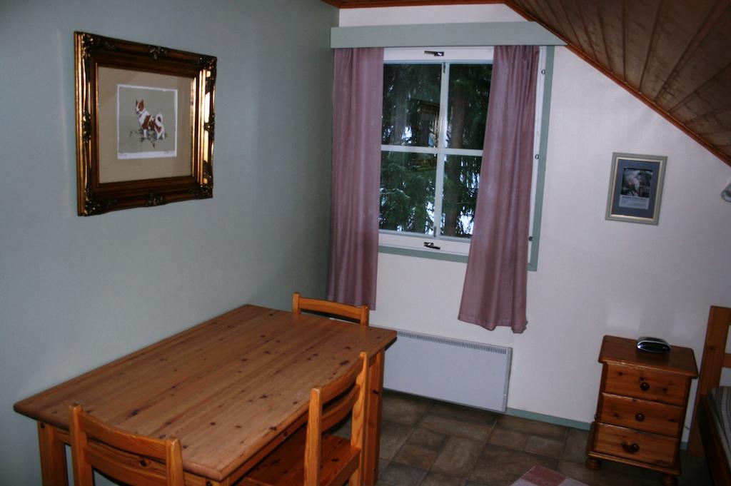 Lohijaerven Eraekeskus Hotel Lohijärvi Szoba fotó