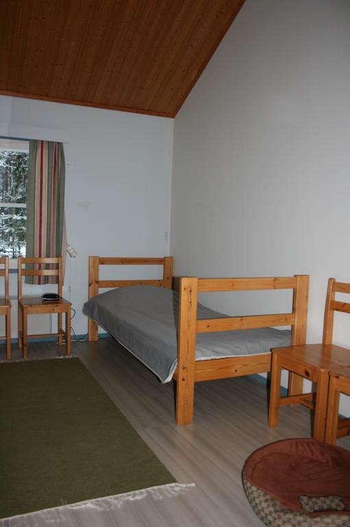 Lohijaerven Eraekeskus Hotel Lohijärvi Szoba fotó